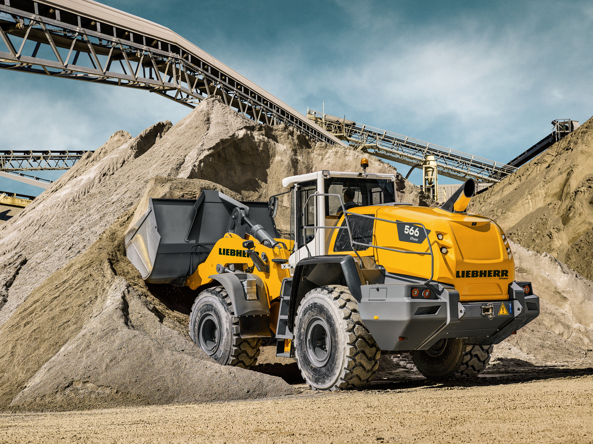 wheel loader